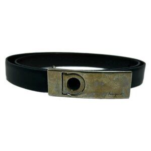 Auth Salvatore Ferragamo - Black Leather Belt